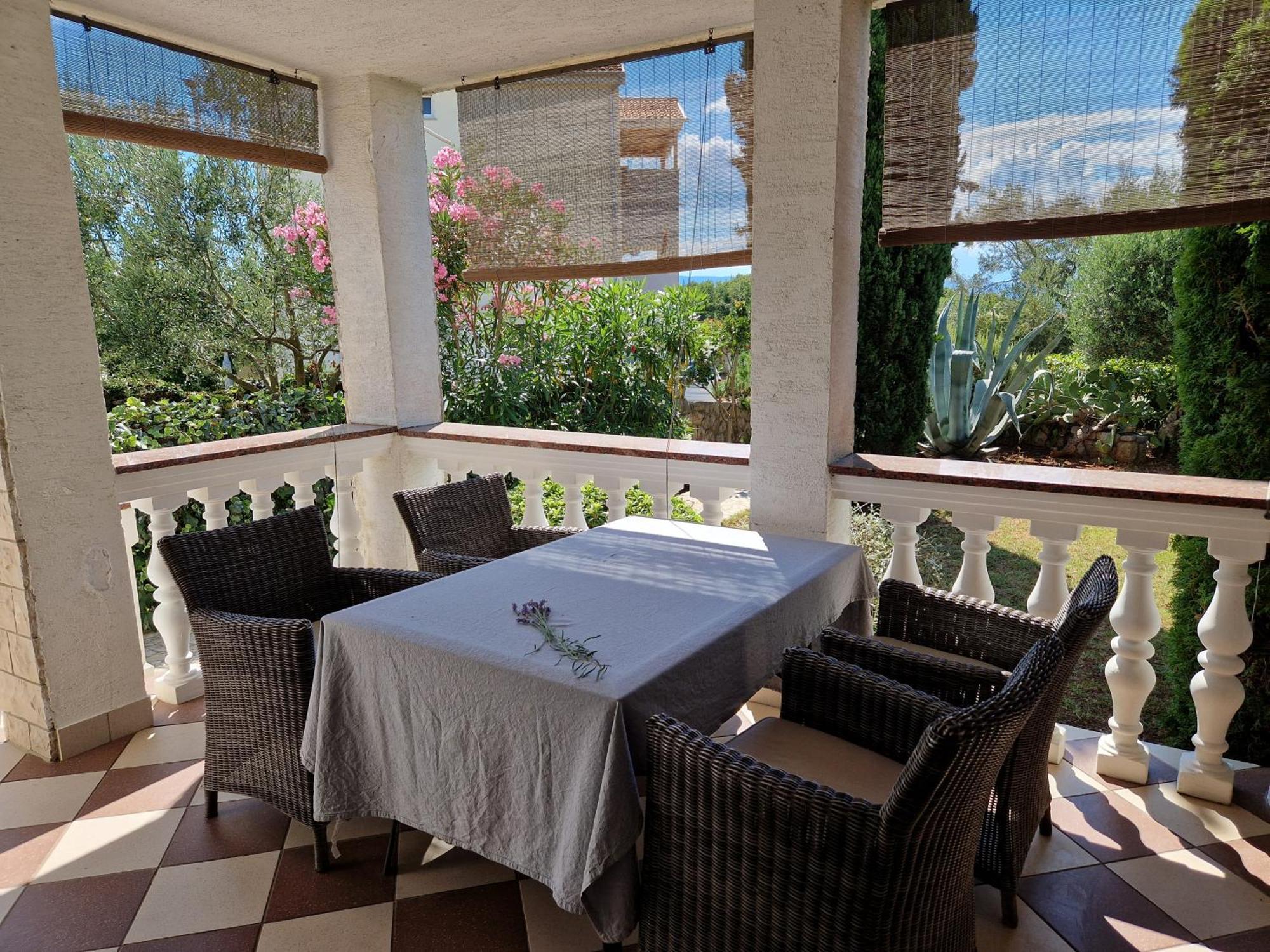 Holiday Home On Island Of Krk Malinska Esterno foto