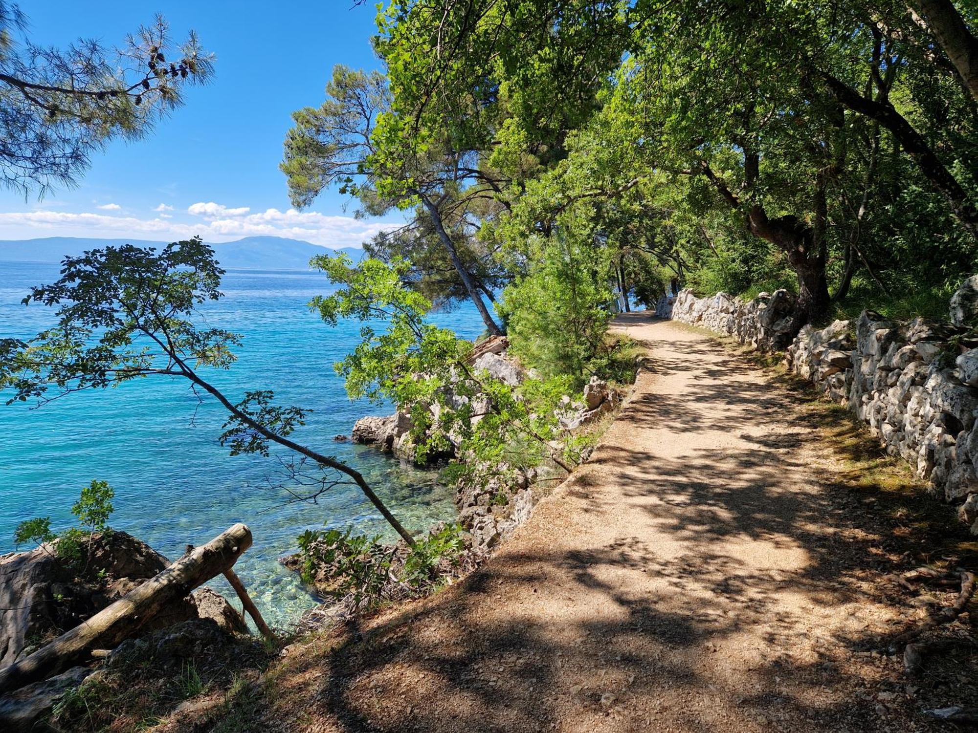 Holiday Home On Island Of Krk Malinska Esterno foto
